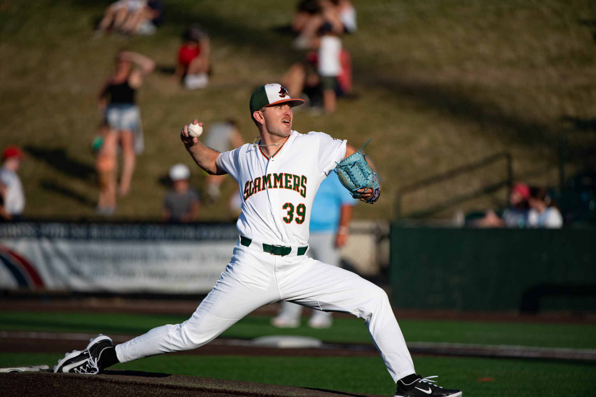 Slammers shake off Sunday loss, shut out Y’alls for series opening win